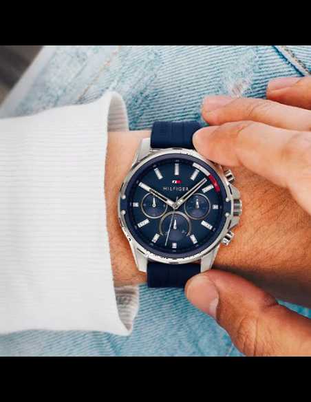 Montre homme TMY Hilfiger bracelet silicone bleu 1791791