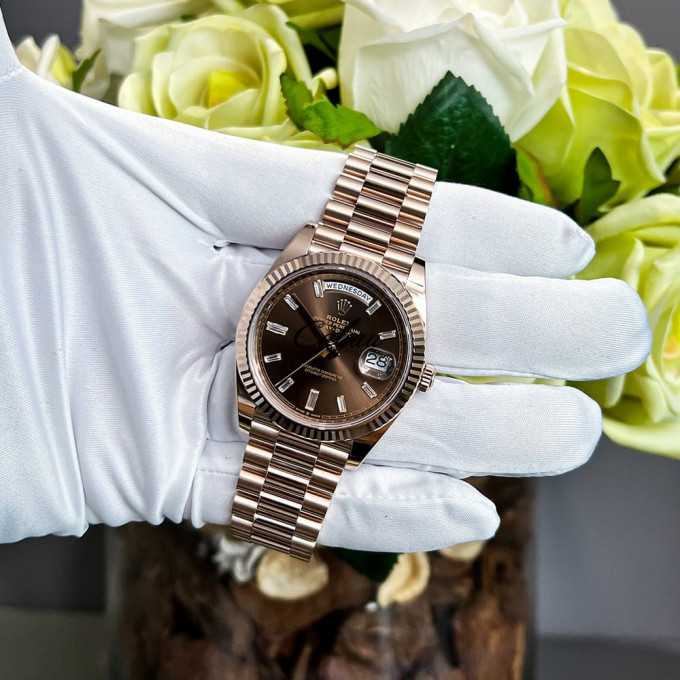 Rolex Day-Date 40 Or Everose Cadran Chocolat Baguette