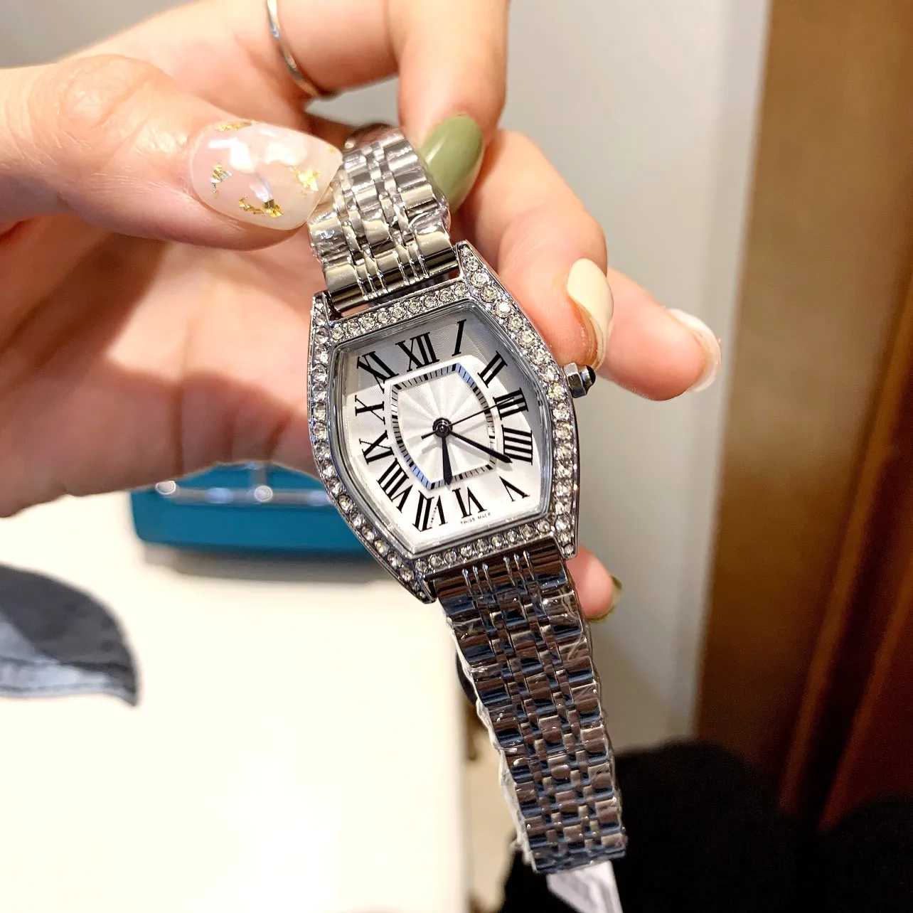 Réplique Montre Cartier Tortue Femme WA501011