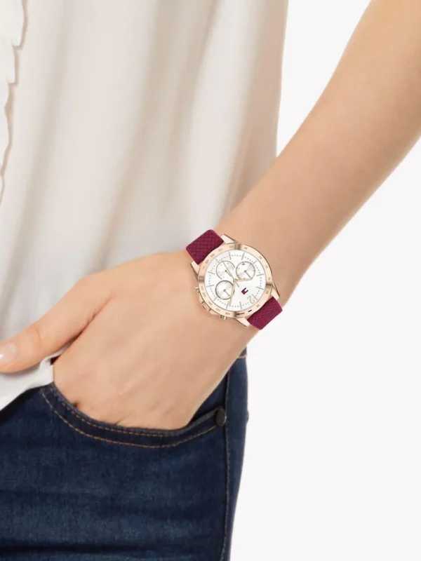 Montre Tommy Hilfiger Haven à Quartz avec Cadran Blanc et Bracelet en Caoutchouc Rouge pour Femme