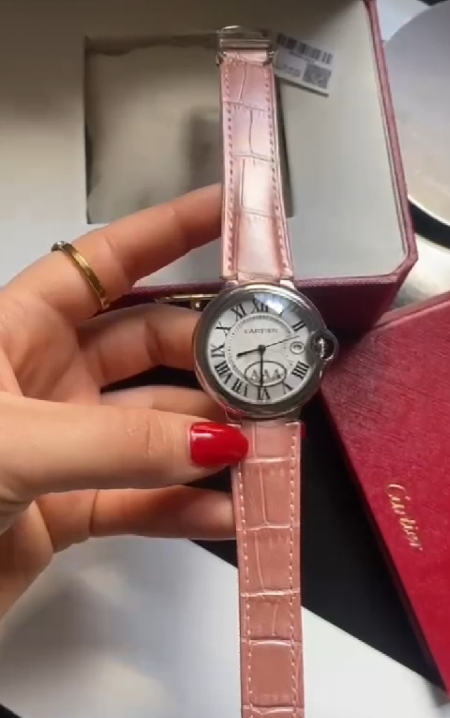 Montre Cartier Ballon Bleu en Cuir Rose pour Femme WSBB0002