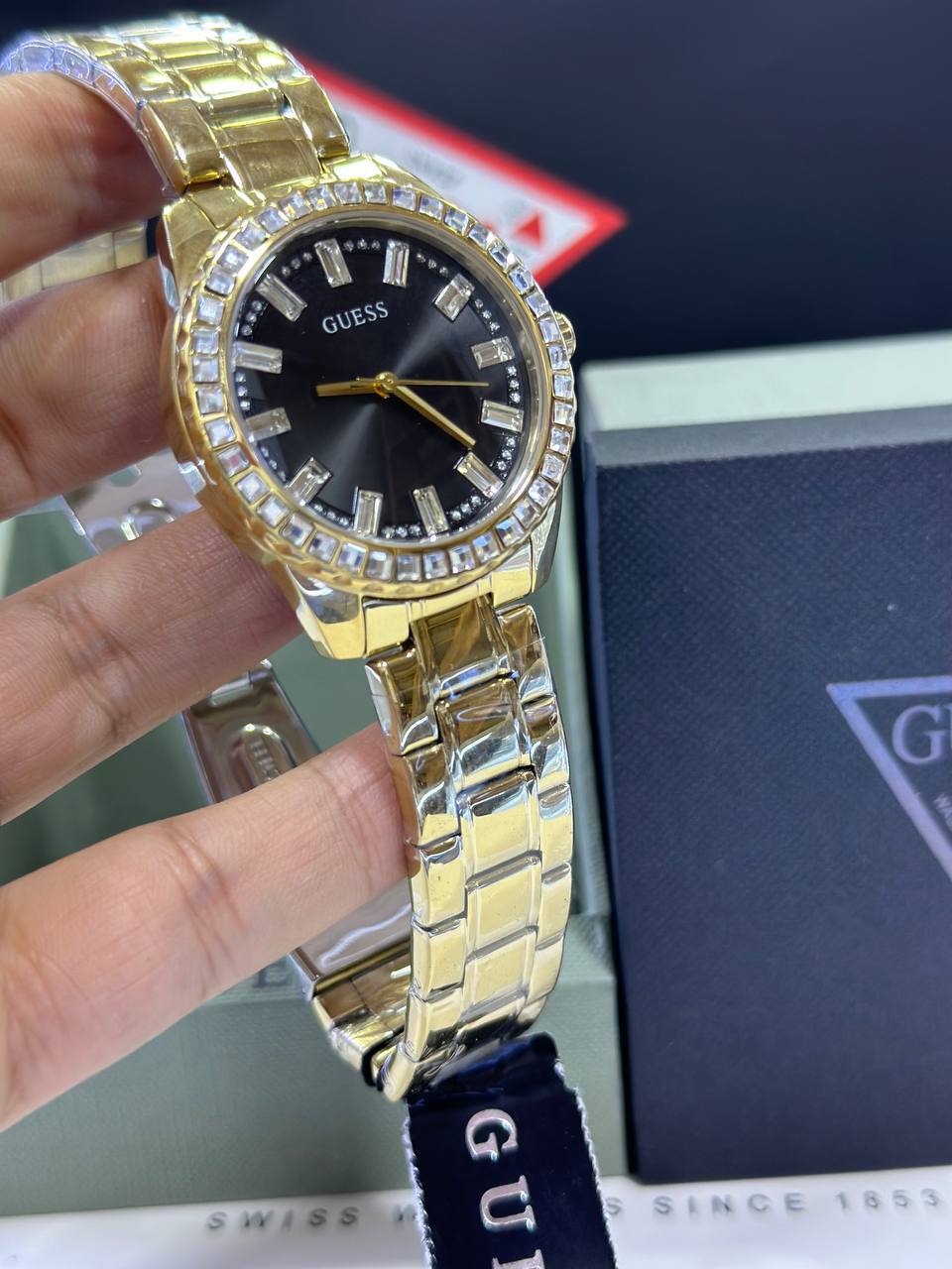 Montre Guess Sparkler dorée pour femme