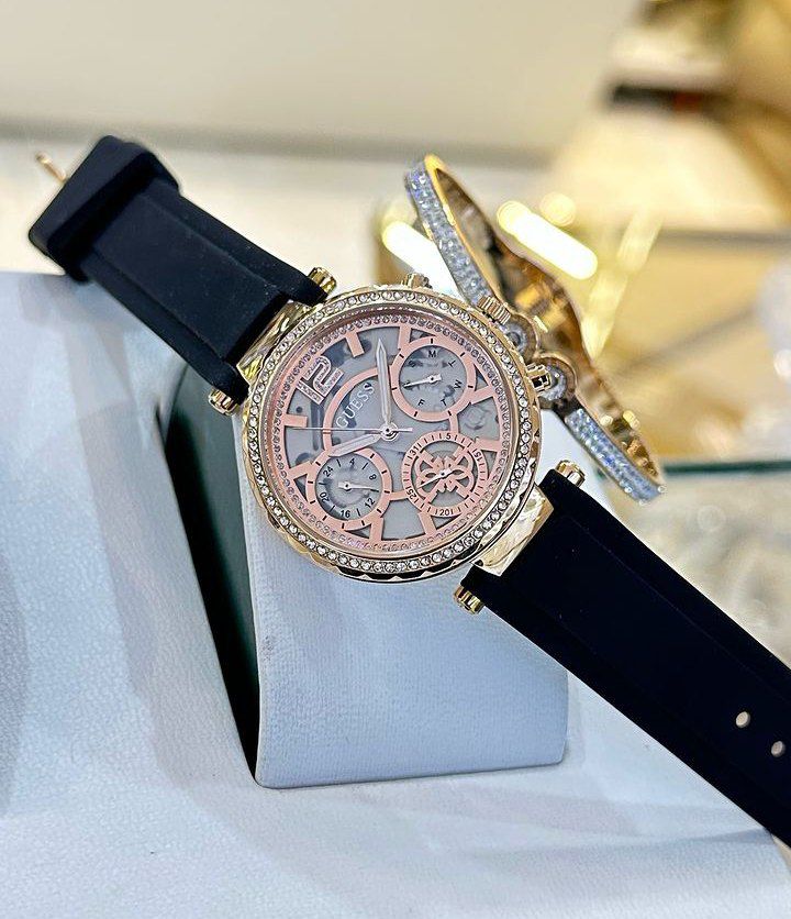 Montre Guess SOLSTICE GW0484L2