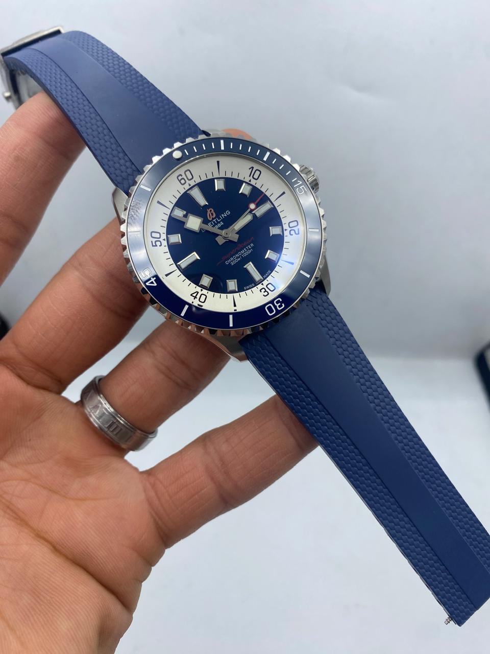 Superocean
Montre Breitling Superocean Automatic 42