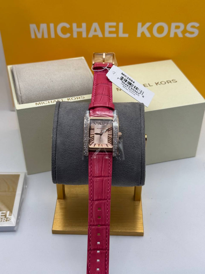 Michael Kors Montre Emery de ton or rose à pavé et à bracelet en cuir gaufré à motif crocodile