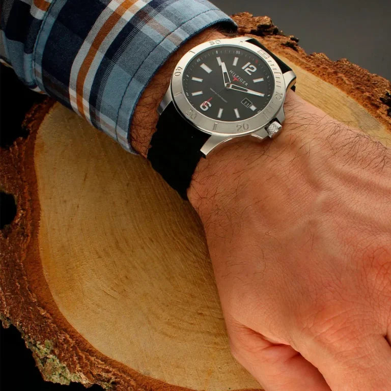 Tommy Hilfiger - Montre pour homme 1710539