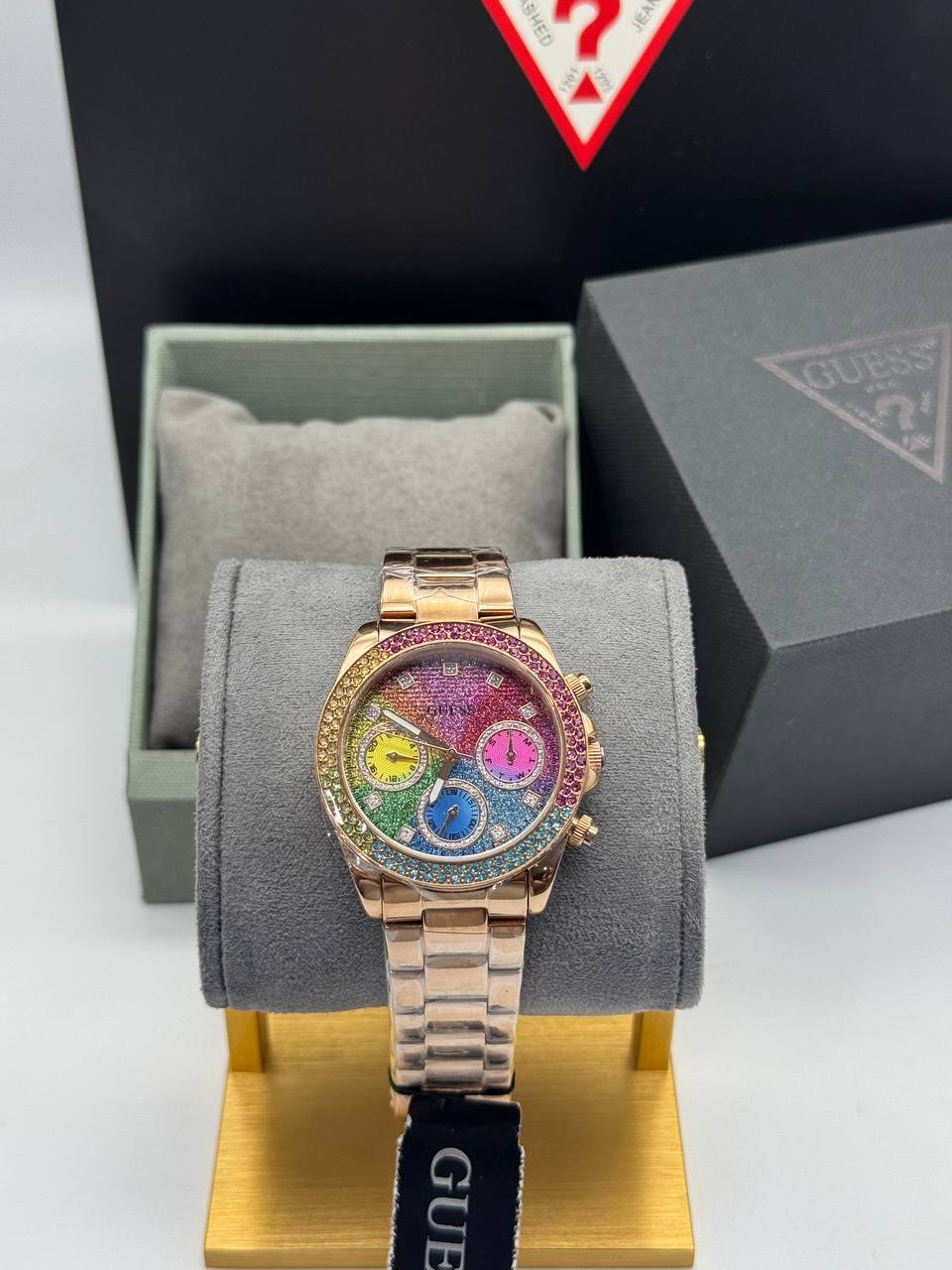 Montre Guess pour femme Sol, ton or rose