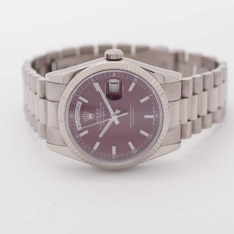 Rolex Day-Date 36 Cadran Rouge Cerise Platine