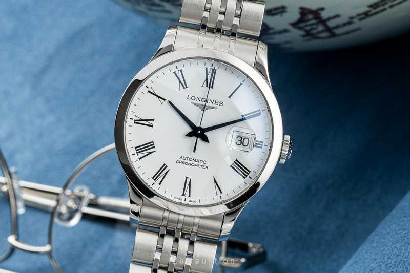 Montre Longines Record Automatic à cadran blanc