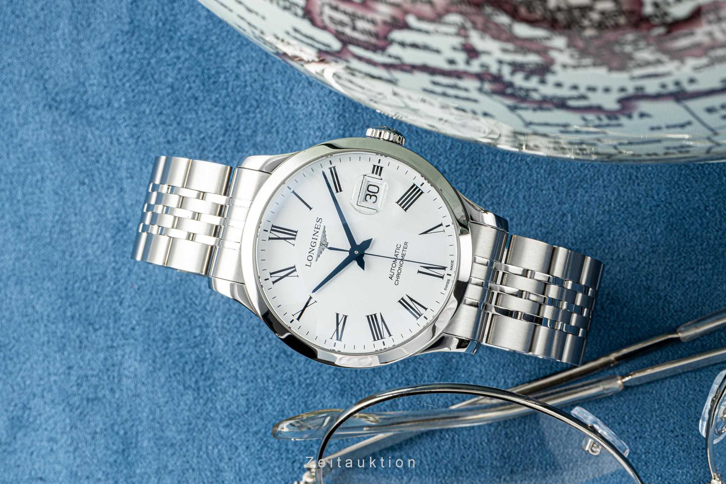 Montre Longines Record Automatic à cadran blanc