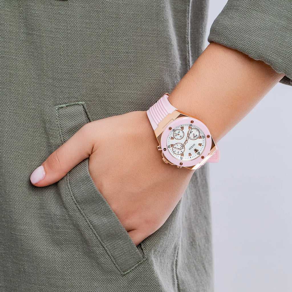 Montre Guess Athena pour femme avec cadran blanc et rose