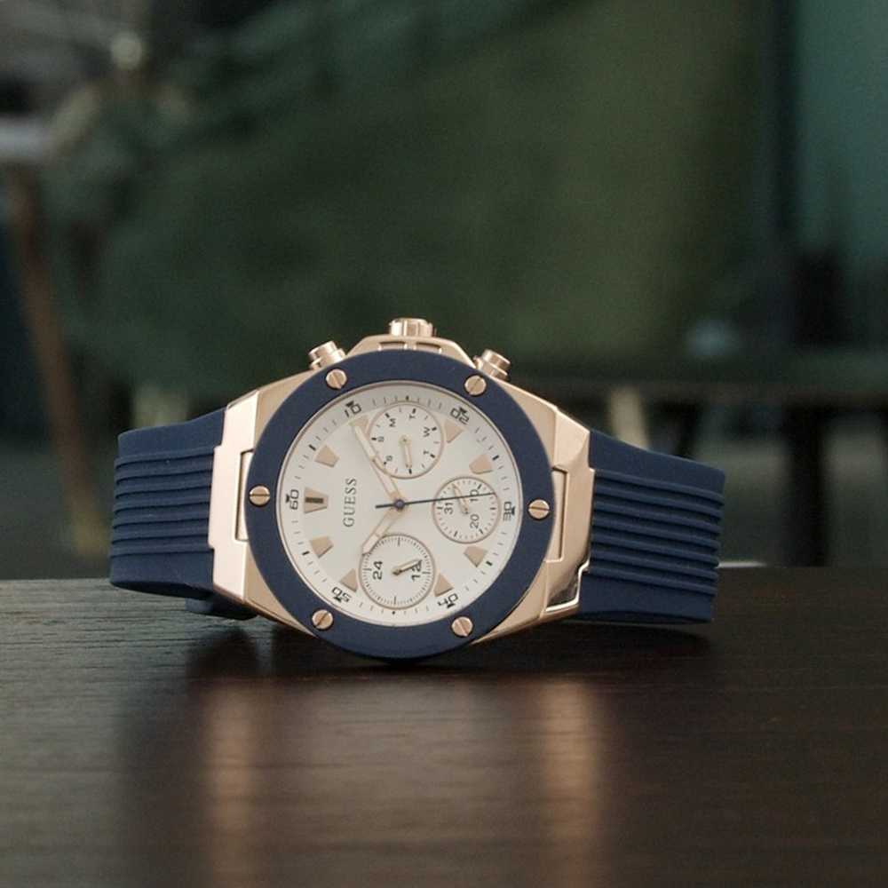 Montre Guess Watches GW0030L5 Athena