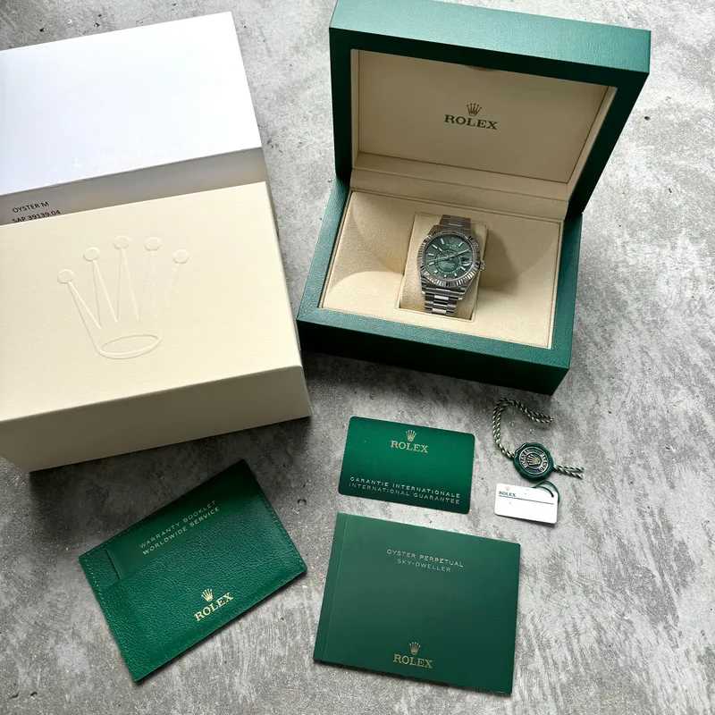 RLX Sky-Dweller Oyster Argenté Vert