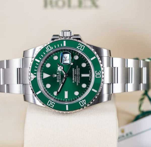 Montre RLX Submariner Vert "Hulk" 116610LV pour homme
