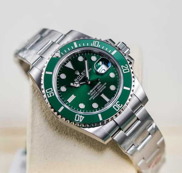 Montre RLX Submariner Vert "Hulk" 116610LV pour homme