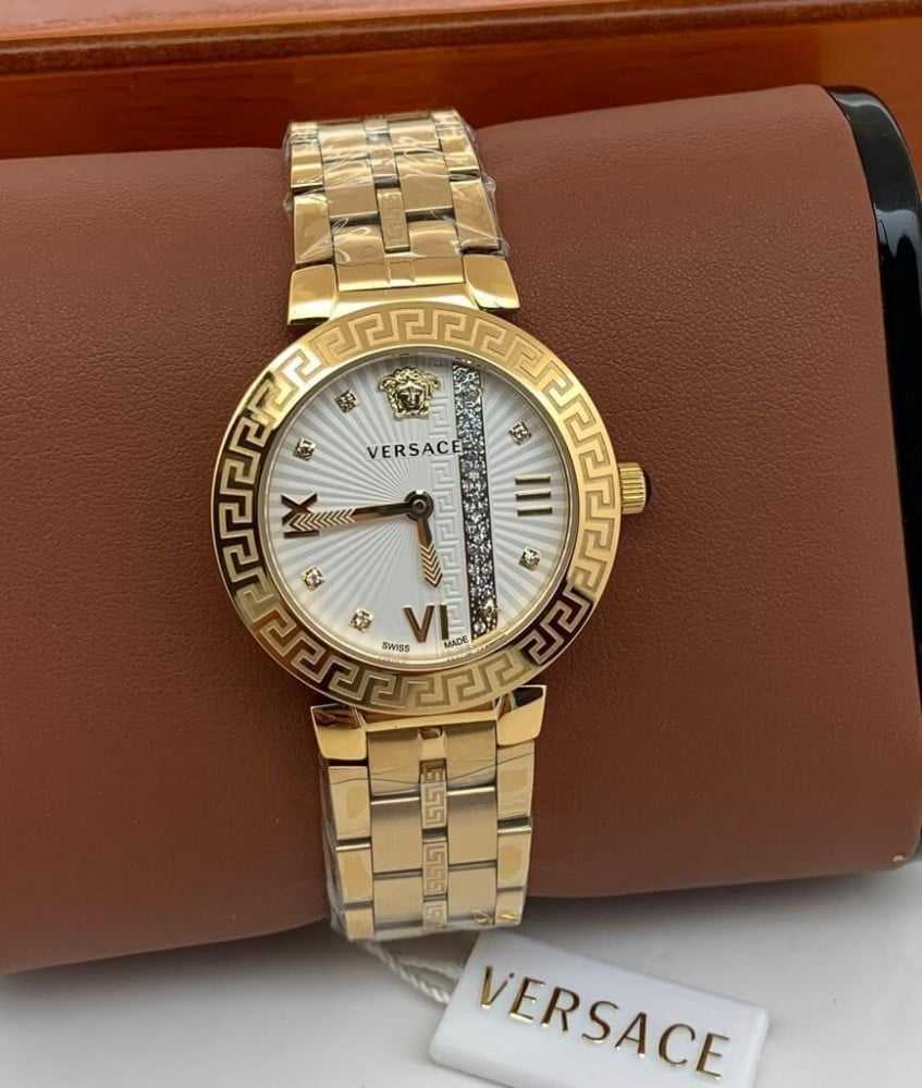 VERSACE
Montre Greca Icon à Diamants