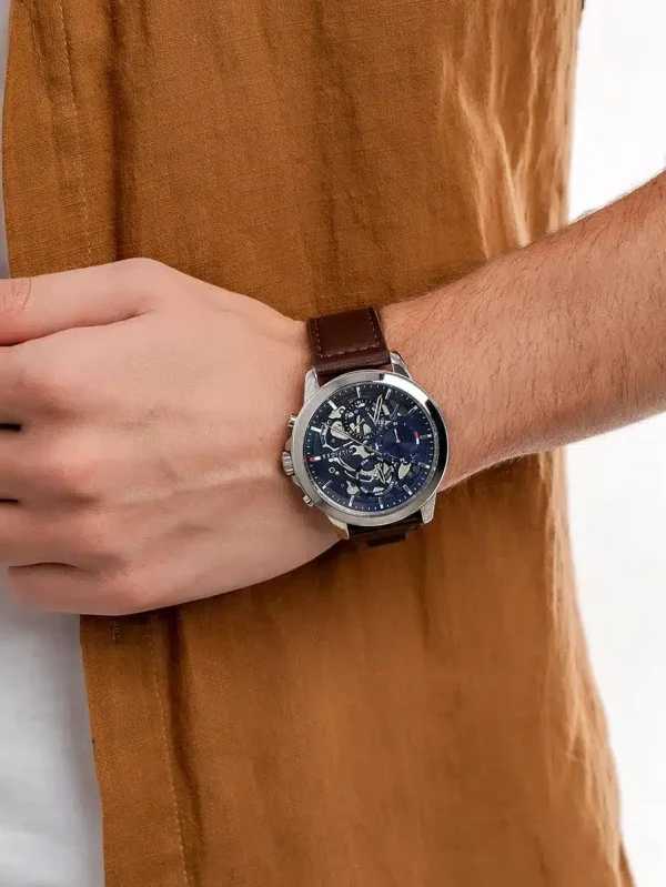Montre Tommy Hilfiger pour homme, 1710476