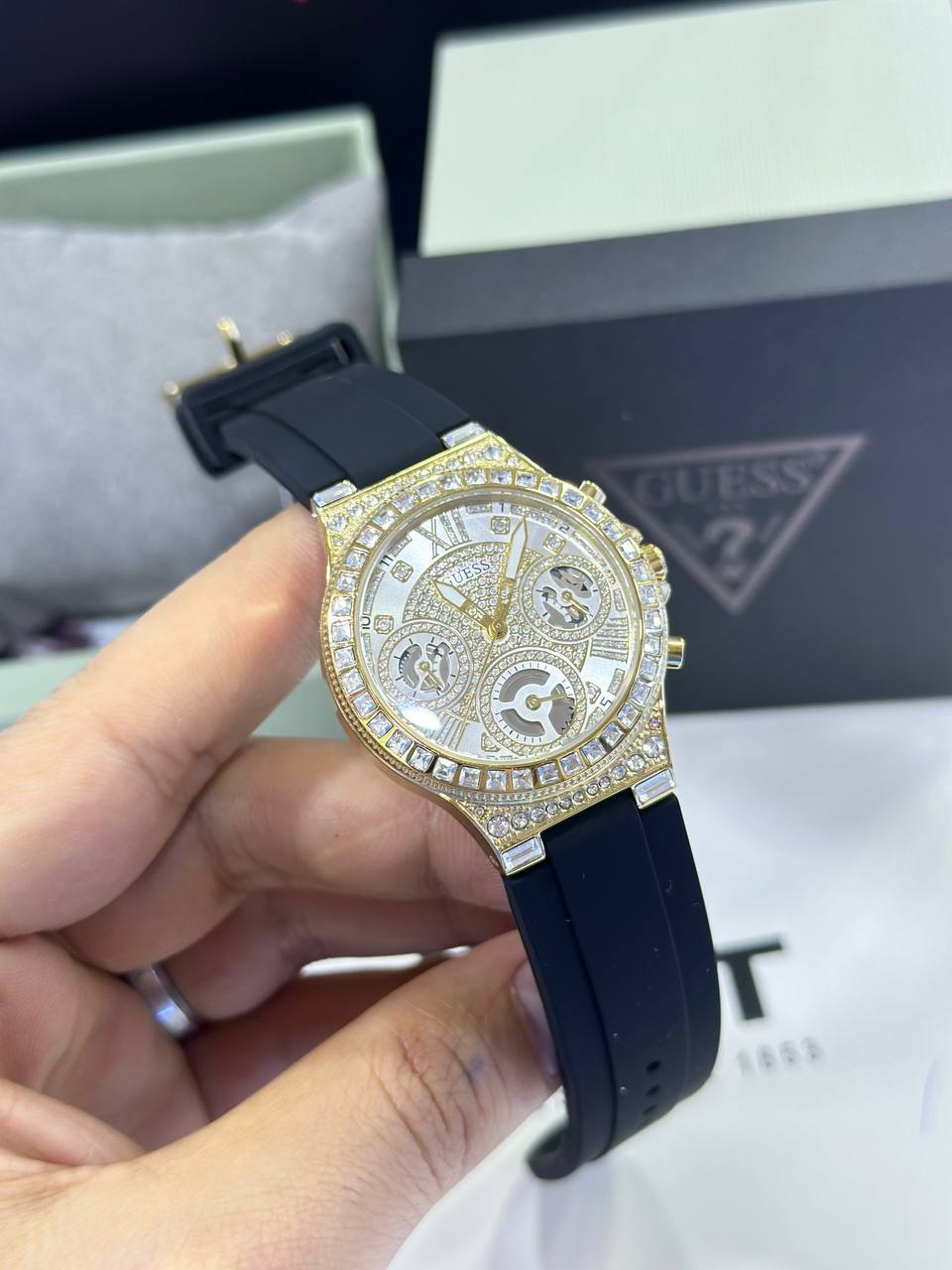 Guess Montre GW0257L1