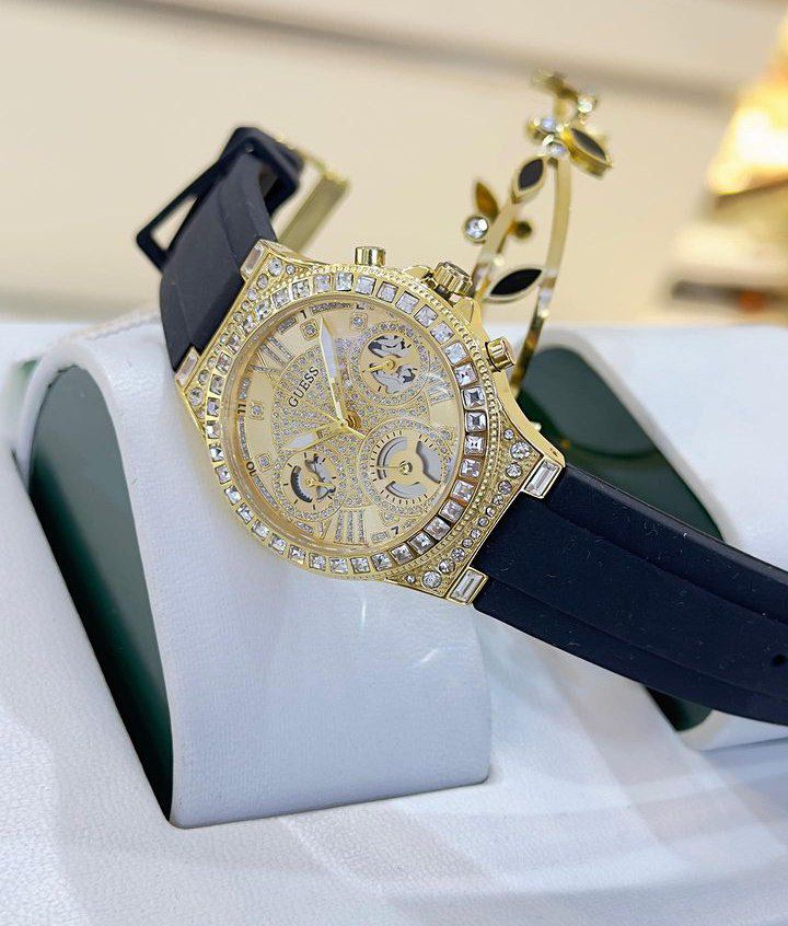 Montre Guess pour femme Moonlight