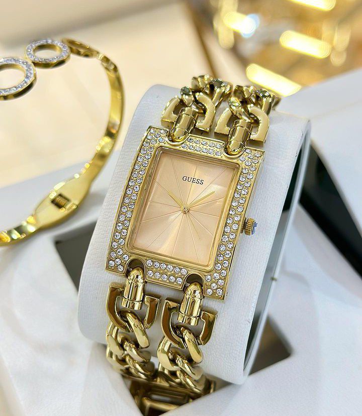 Guess Montre Femme Heavy Metal W0072L1