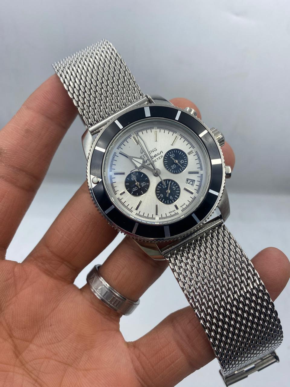 Montre Breitling Superocean Heritage B01 Chronographe automatique