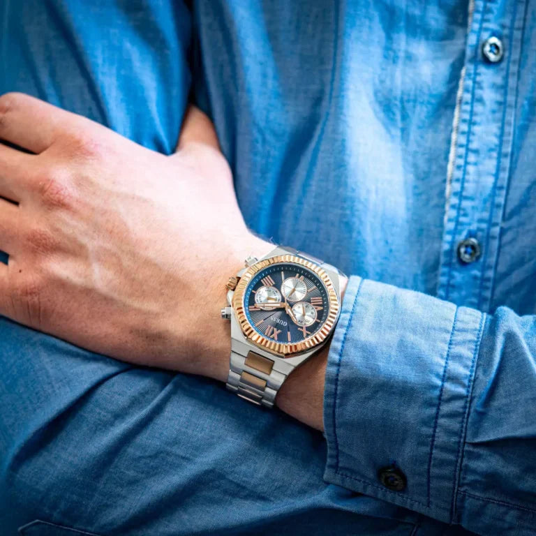 Guess Montre multifonction bicolore et marine