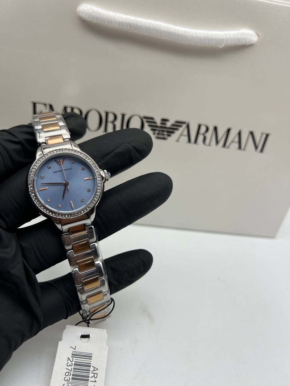 Montre Emporio Armani trois aiguilles, acier inoxydable, bicolore