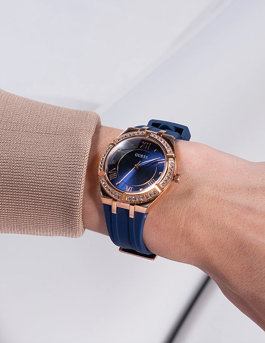 Montre analogique Guess en silicone bleu