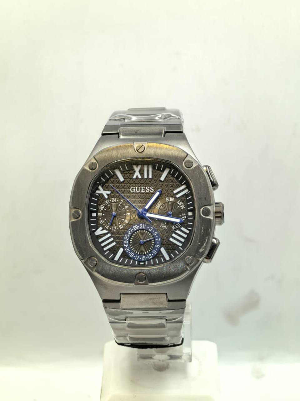 Montre multifonction GÛESS pour homme, couleur canon de fusil, GW0572G5