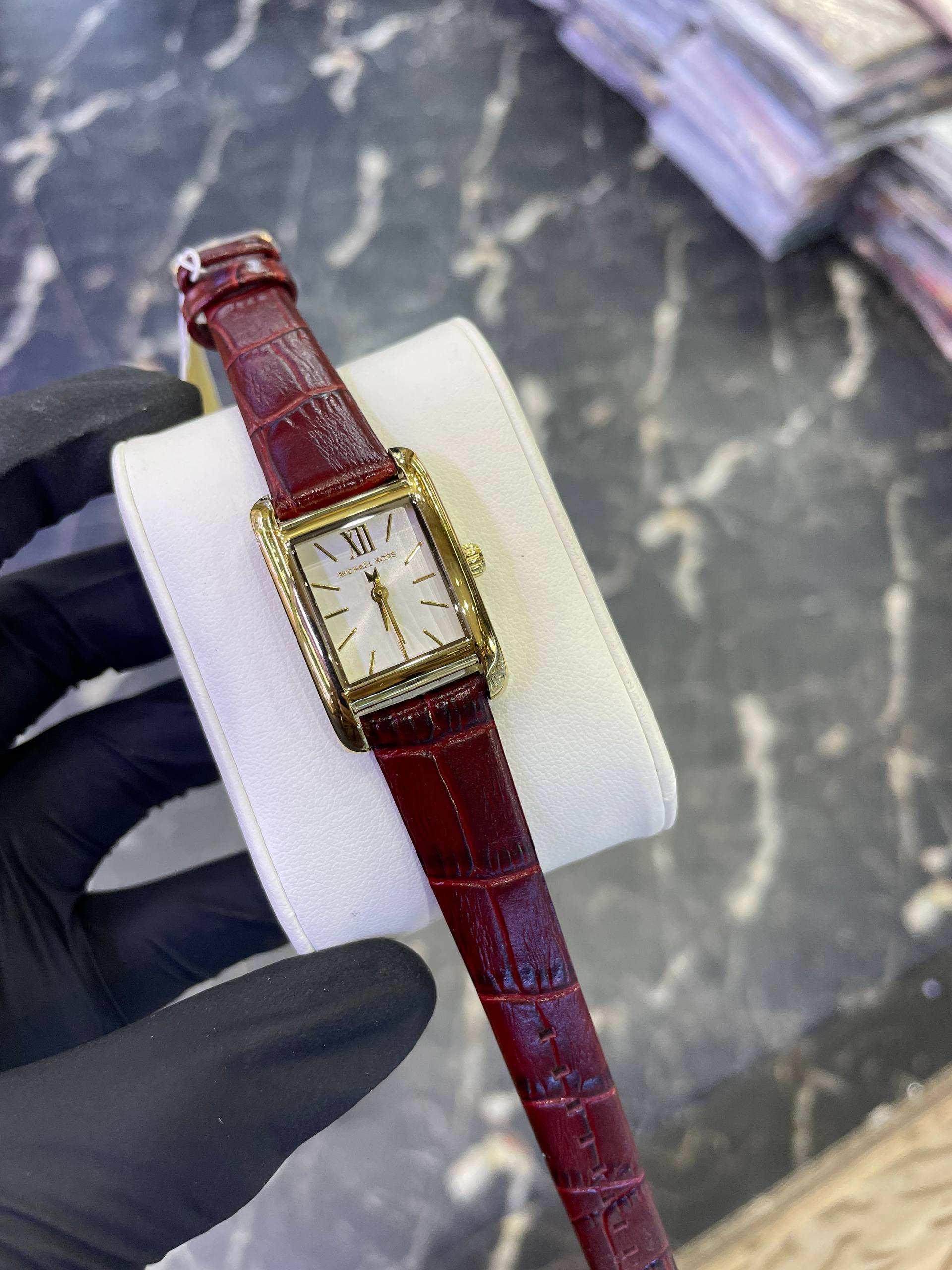 Montre Michael Kors Monroe pour femme – Petite